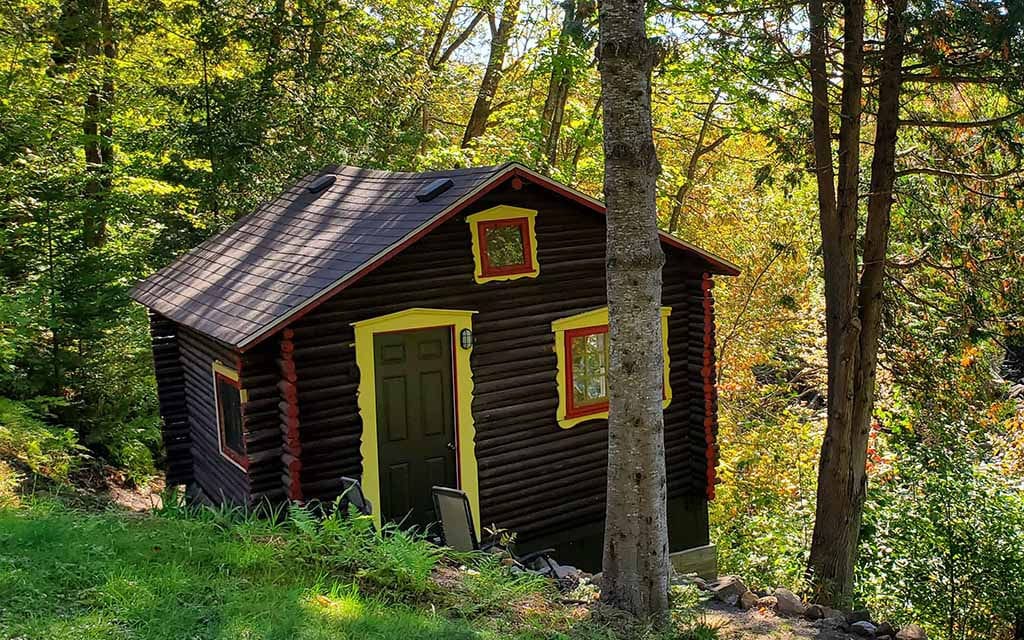 Refuge Riverain bord de rivière (vue 3) - Auberge Beaux Rêves, Sainte-Adèle, Laurentides QC